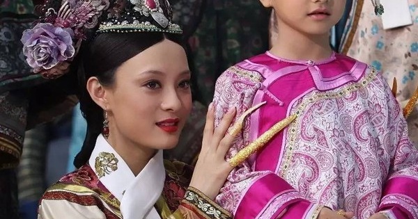 什麼清朝后妃要戴指甲套？不光是為了美觀原因「和後宮內鬥有關」 一碰到就會沒命的...