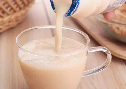 10種「最易致胖的食物」和「10種最易致瘦的食物」，第一個我們就吃錯了