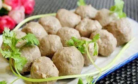 10種「最易致胖的食物」和「10種最易致瘦的食物」，第一個我們就吃錯了