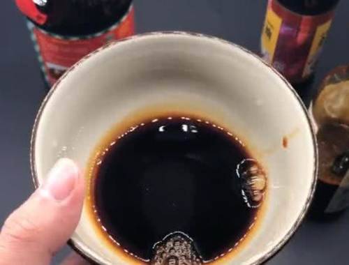 市場上這幾種醬油別再買了，添加劑超標，長期食用對人體肝臟產生危害，看完盡快提醒家裡人