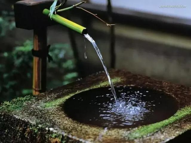 低調見證你的人品 ，炫耀拉低你的身份，做人低調別炫耀