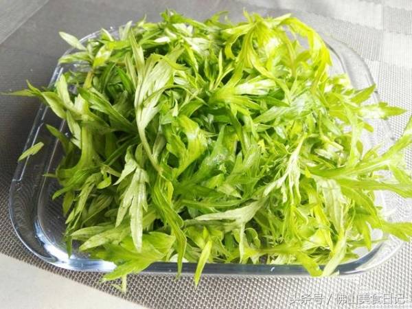 經前和經期小腹脹痛，這兩款活血化瘀食療菜譜或許能幫到你！