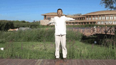 每天重複做幾個簡單的動作，疾病全帶走！（視頻教學）