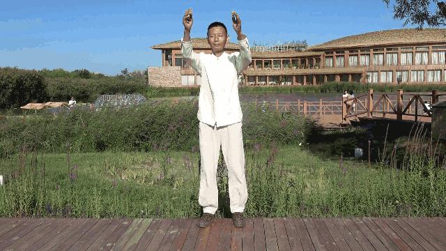 每天重複做幾個簡單的動作，疾病全帶走！（視頻教學）
