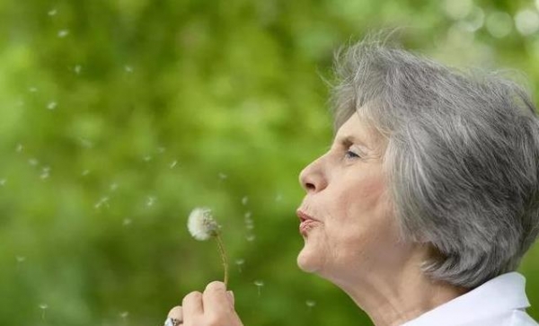 人過50歲，學會富養自己：把自己活好，是子女莫大的福氣！
