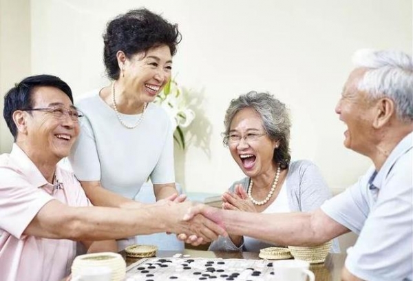 人過50歲，學會富養自己：把自己活好，是子女莫大的福氣！