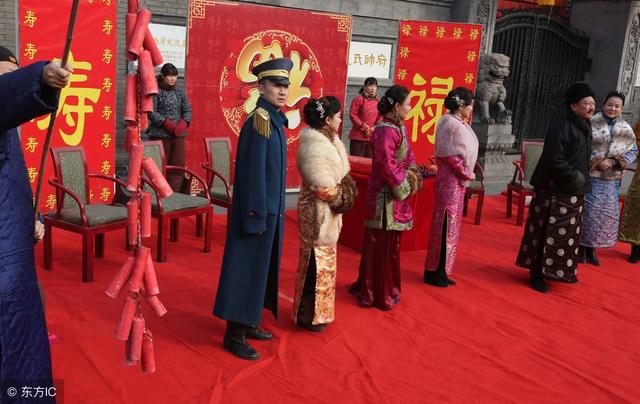 過年沒有給長輩磕頭，老公直接把我按地上，年沒過完，婚姻結束了
