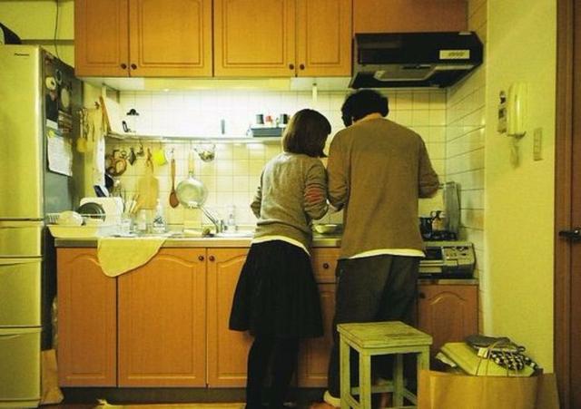 里孫滿月給500，外孫女滿月卻給5000，婆婆你做得對！