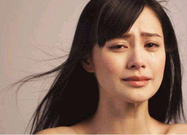 懷二胎後到娘家休養，弟弟醉了說件往事，瞬間對婆家失望了