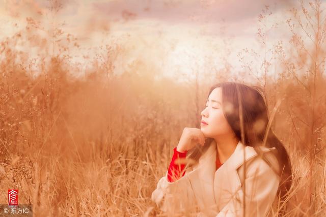 生孩子後老公嫌我胖堅決要離婚，一年後偶遇，我笑著感謝他！