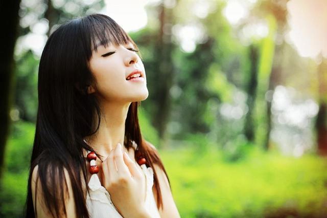 我得了三萬年終獎，給親媽一萬，婆婆知道後，年三十把我攆出家門