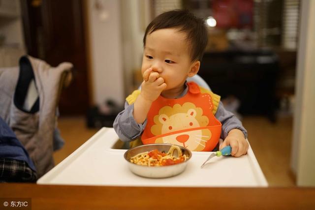 婆婆不在家，我無意間接聽小姑子電話，婆婆回家後我怒將她趕走