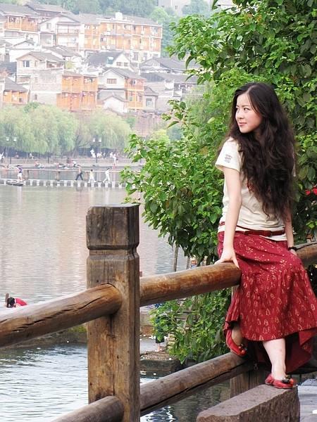 我不離婚我媽不讓我進家門，可是她竟跟我小姑子親密似母女