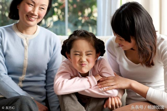 兒媳跟媽訴苦，親媽找婆婆，婆婆找兒子，兒子揍兒媳，公公說離吧