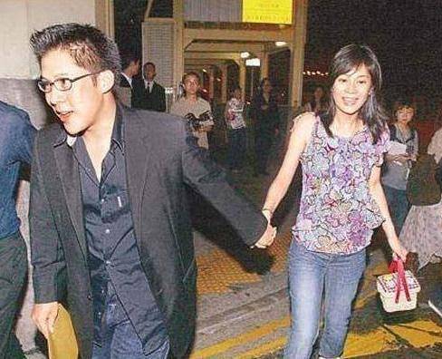富二代霍啟剛：看了前任現狀，再看現任妻子，差距真是天差地別！
