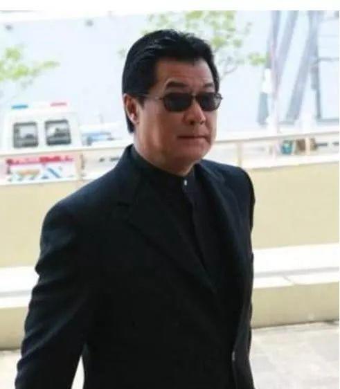真正的香港大哥&quot;逝世&quot;，周潤發是他小弟，葬禮成龍洪金寶送行