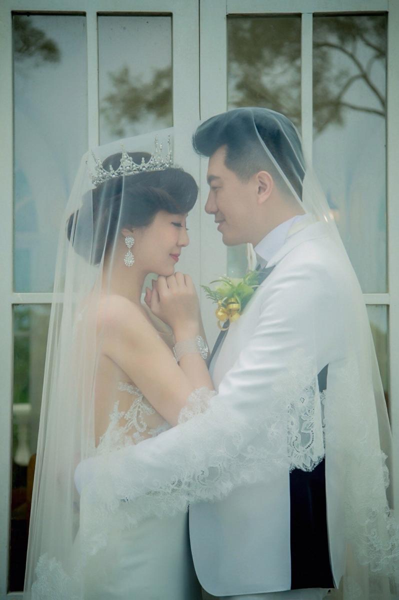 從沒富裕過！本土劇男星坦言自己「29歲存不到5萬」　婚後秉持「聽某嘴大富貴」收服小7歲嫩妻