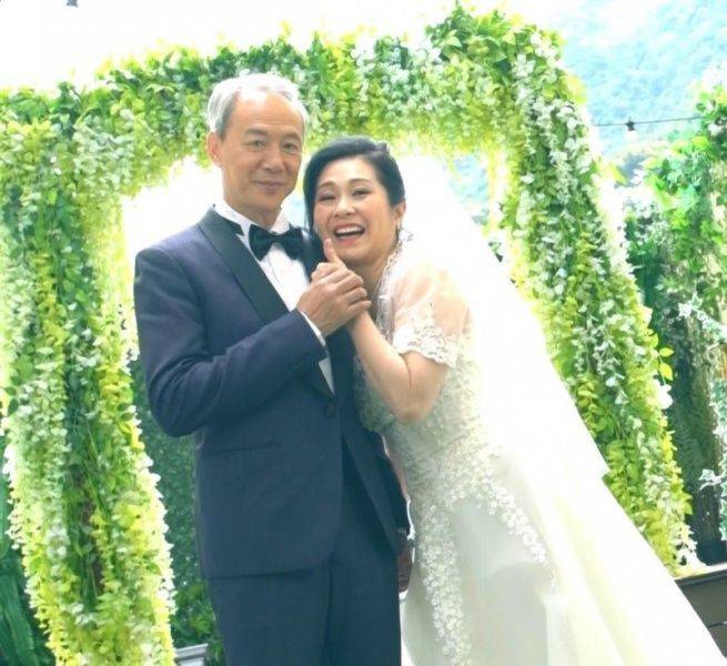 絕對不知道這10對藝人現實生活中是夫妻! 尤其是第4對，實在是太驚訝了！!…