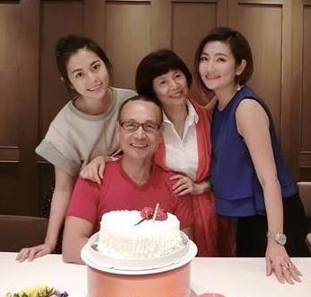 離婚3年！Selina被爆，世紀破冰張承中，震動娛樂圈
