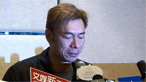 被求出面發聲！鄭秀文被迫選擇原諒許志安…「道歉內幕」曝光