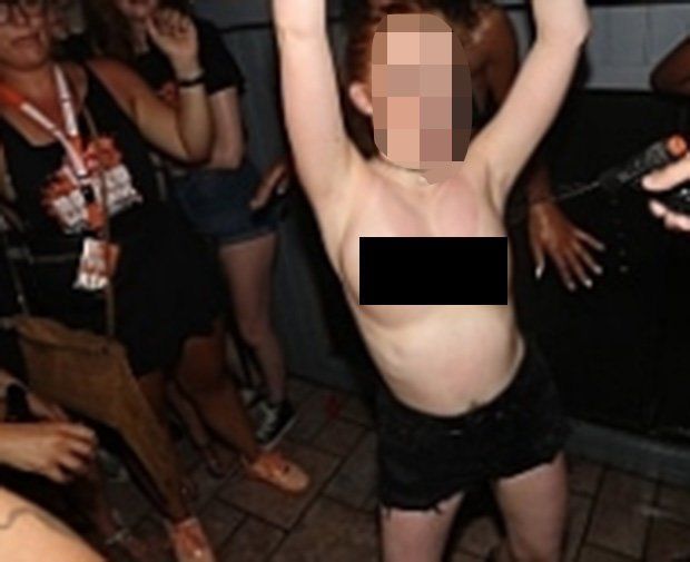 醉不上道~女大生嗨ㄎㄧㄤ「脫衣洩乳狂晃」...無碼片外流點閱破萬！神邏輯怒告：看傻了 