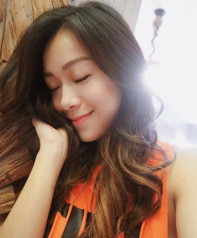 黃心美被妹妹拖下水，昔日戀情被扒，姐妹倆青出於藍而勝於藍