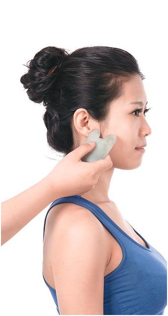 年紀大出現耳聾、耳鳴？醫生提醒，按摩這5個穴位，有效緩解症狀