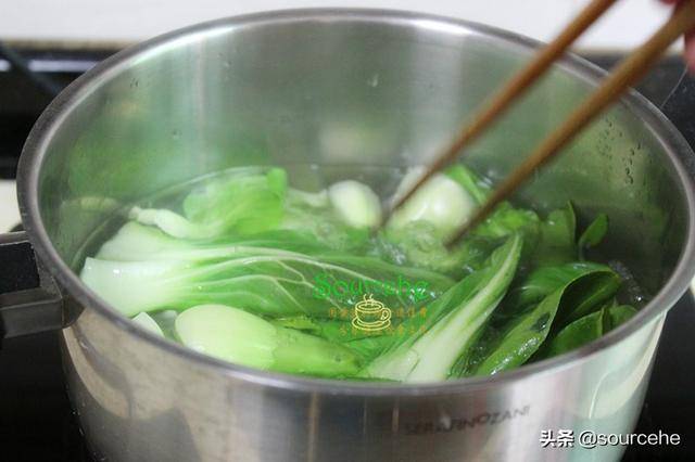 不管炒什麼青菜，多加一步，顏色不發黃，營養更高，好吃也好看！