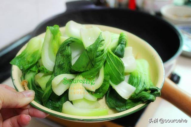 不管炒什麼青菜，多加一步，顏色不發黃，營養更高，好吃也好看！