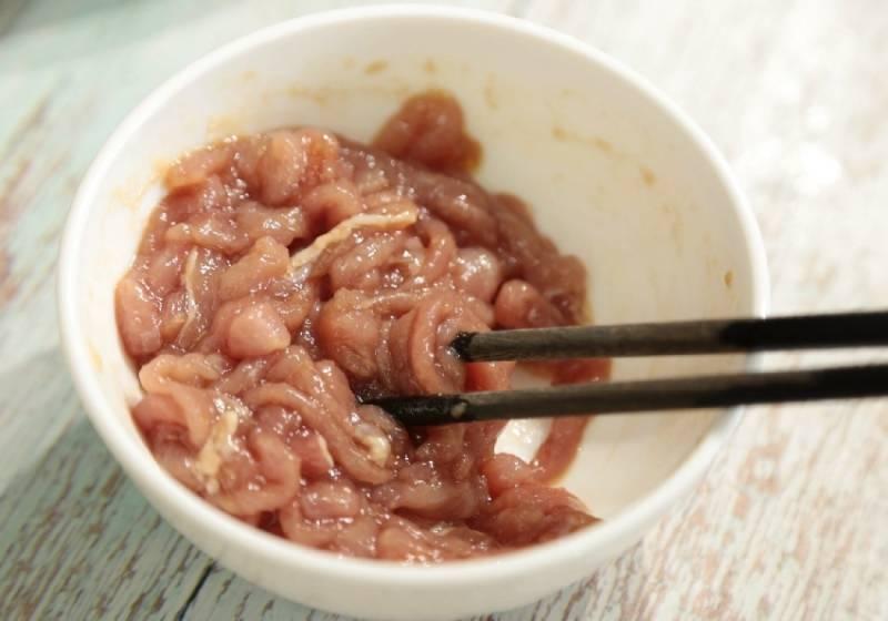 正宗皮蛋瘦肉粥，肉嫩粥鮮的秘訣，9成人做錯，關鍵一步只花5秒