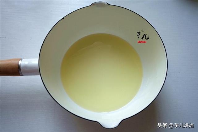 比戚風還好吃，不縮不塌的網紅蛋糕，做法竟如此簡單，超級柔軟