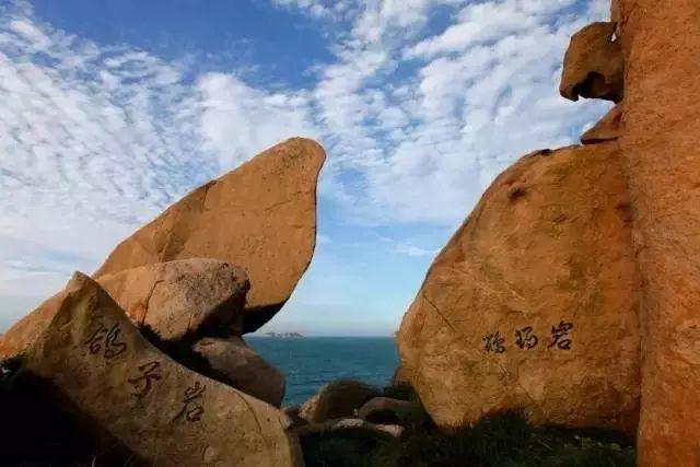 比鼓浪嶼更小眾浪漫，最適合情侶去的3座「藍眼淚」夢幻海島