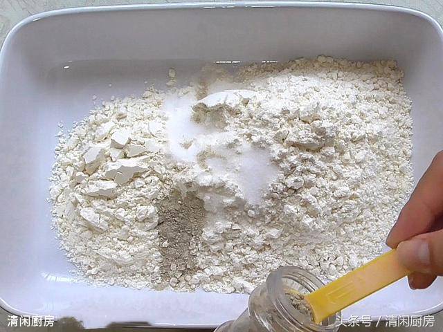 酥脆炸雞翅的做法，放冷了還可以保持酥脆