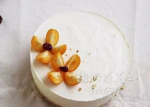 酸奶凍芝士～不用烤箱的夏日小清新甜點 