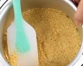 酸奶凍芝士～不用烤箱的夏日小清新甜點 