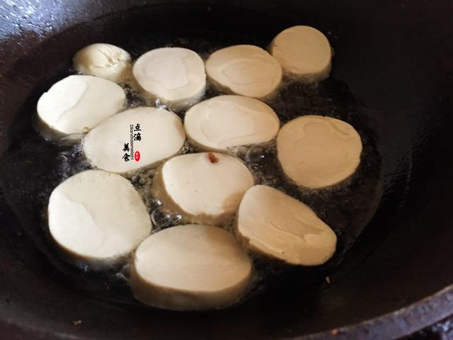 紅燒素雞很多人都會燒，注意要先這樣處理，燒出來的素雞更好吃