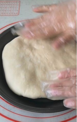 最近刷爆朋友圈的私房單品，榴槤芝士爆漿餅，簡直超好做啊