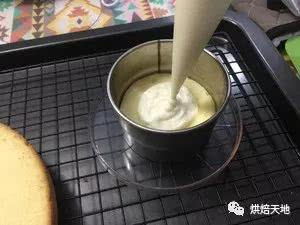 私房烘焙必備熱銷款！3D立體卡通小熊慕斯蛋糕