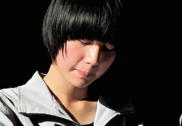 老人中了500萬，沉思一夜決定全給一個女兒，3個女兒都蒙了