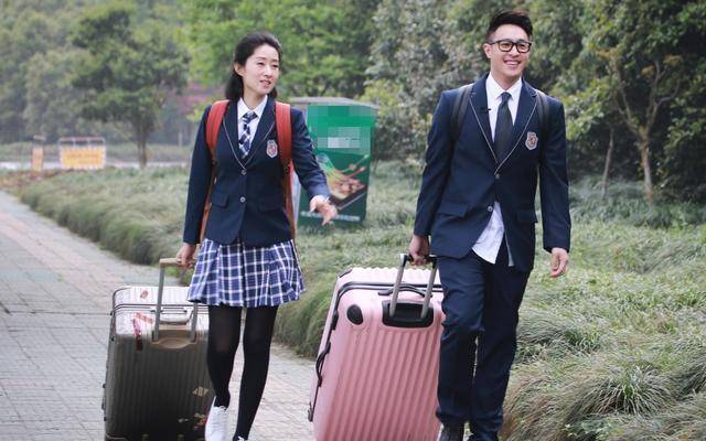 老人中了500萬，沉思一夜決定全給一個女兒，3個女兒都蒙了