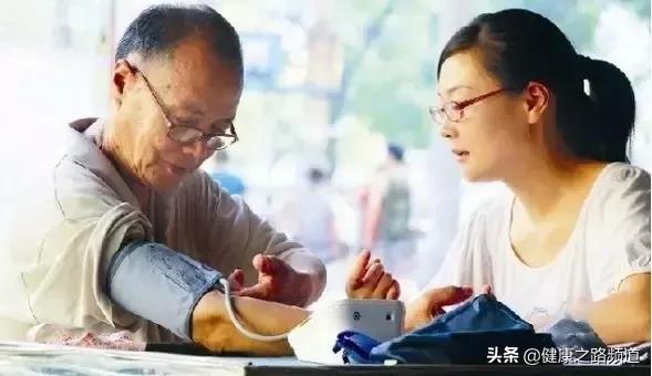 每天鍛鍊，病卻沒少？人到中年，這件事比運動更重要～