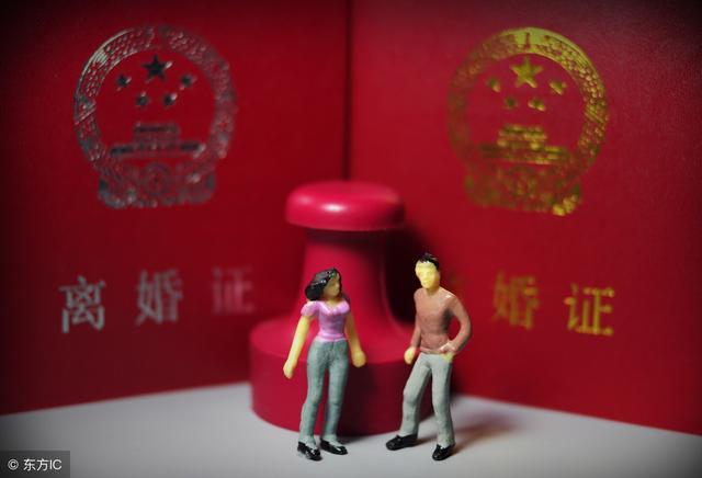 妻子設局哄騙丈夫離婚，氣得婆婆生病住院，村裡人卻說大快人心