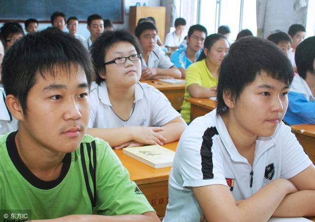 女兒病重，親戚朋友不肯借錢，一個突如其來的電話，令他喜出望外