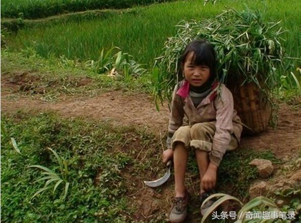 孩子剛滿月，婆婆就把傻兒媳趕出家，是人心冷漠還是道德的淪喪？