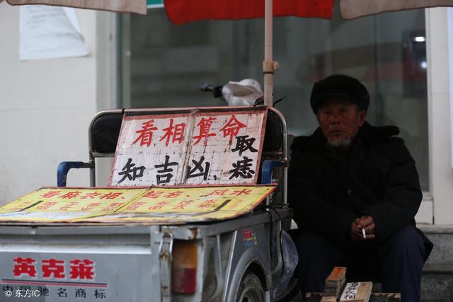 婆婆想把二孫女送人養，兒媳不動聲色，巧施妙計令婆婆回心轉意