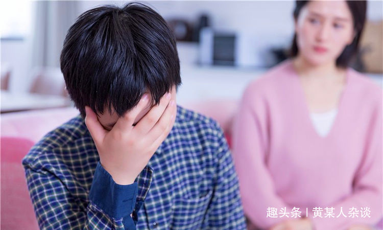 岳母生日，俺用老婆手機給岳母轉帳三千，收到回復，俺結束婚姻