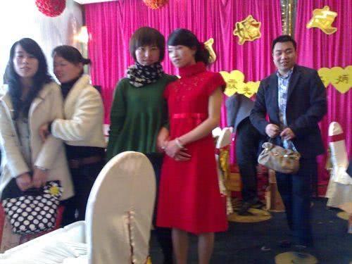 我結婚前婆家沒給彩禮，舉辦婚禮時婆婆還欺負我，母親拉起我就走