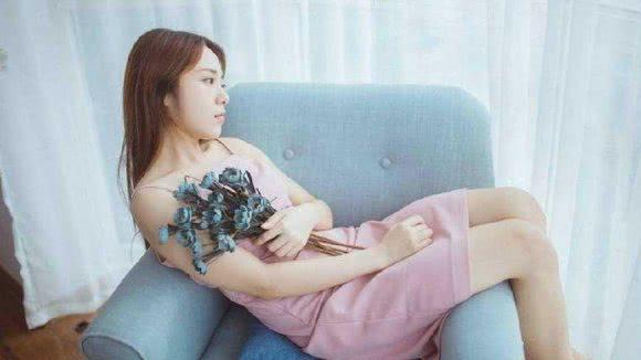 五一結婚，老公下樓拿外賣花了2小時，看他衣服我提出分手