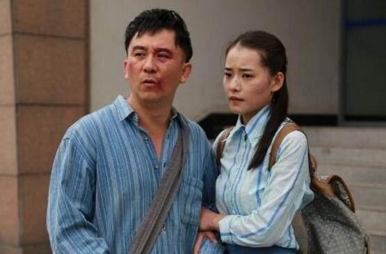 老公不成器的弟弟準備結婚，老公打算給他五萬，我讓老公給他十萬