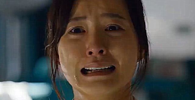 兒媳每月寄10萬回家，婆婆總抱怨沒錢，無意看見浴室牙刷，蒙了
